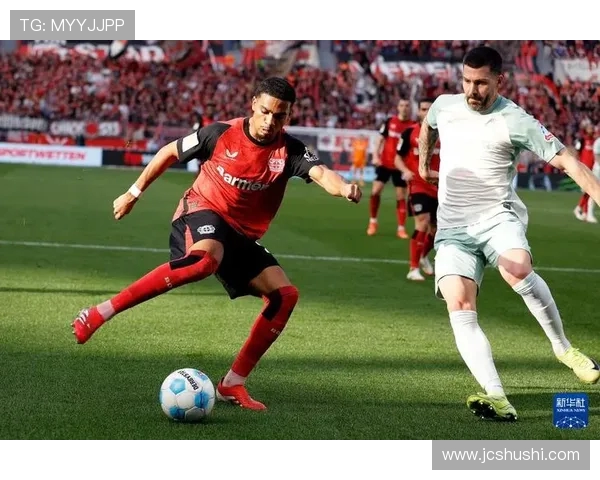 德甲解说员的精彩瞬间：透视德国足球的激情与魅力